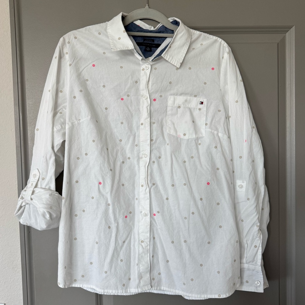 Tommy Hilfiger pattern button down shirt